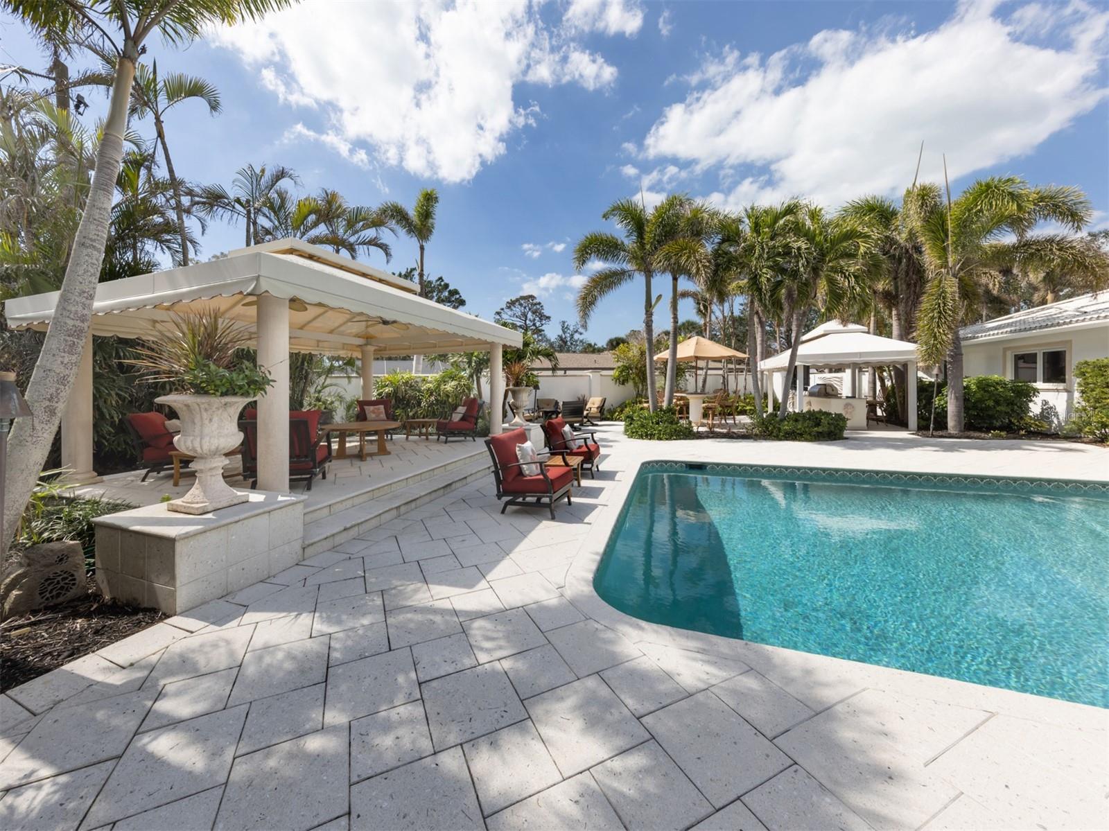 701 LAGUNA DR, VENICE, FL, 34285