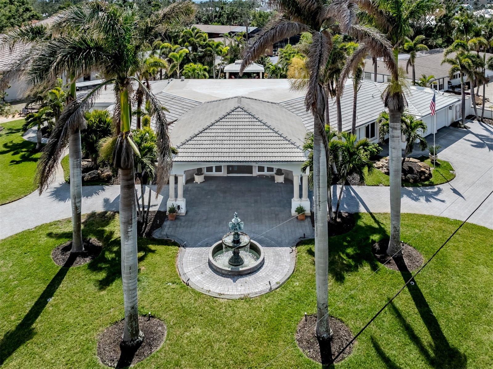 701 LAGUNA DR, VENICE, FL, 34285