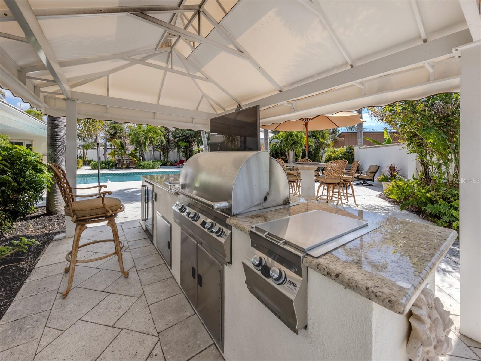 701 LAGUNA DR, VENICE, FL, 34285