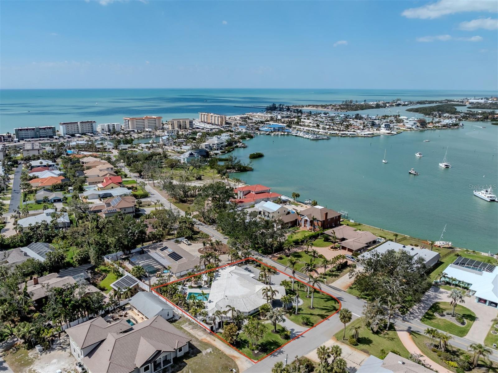 701 LAGUNA DR, VENICE, FL, 34285