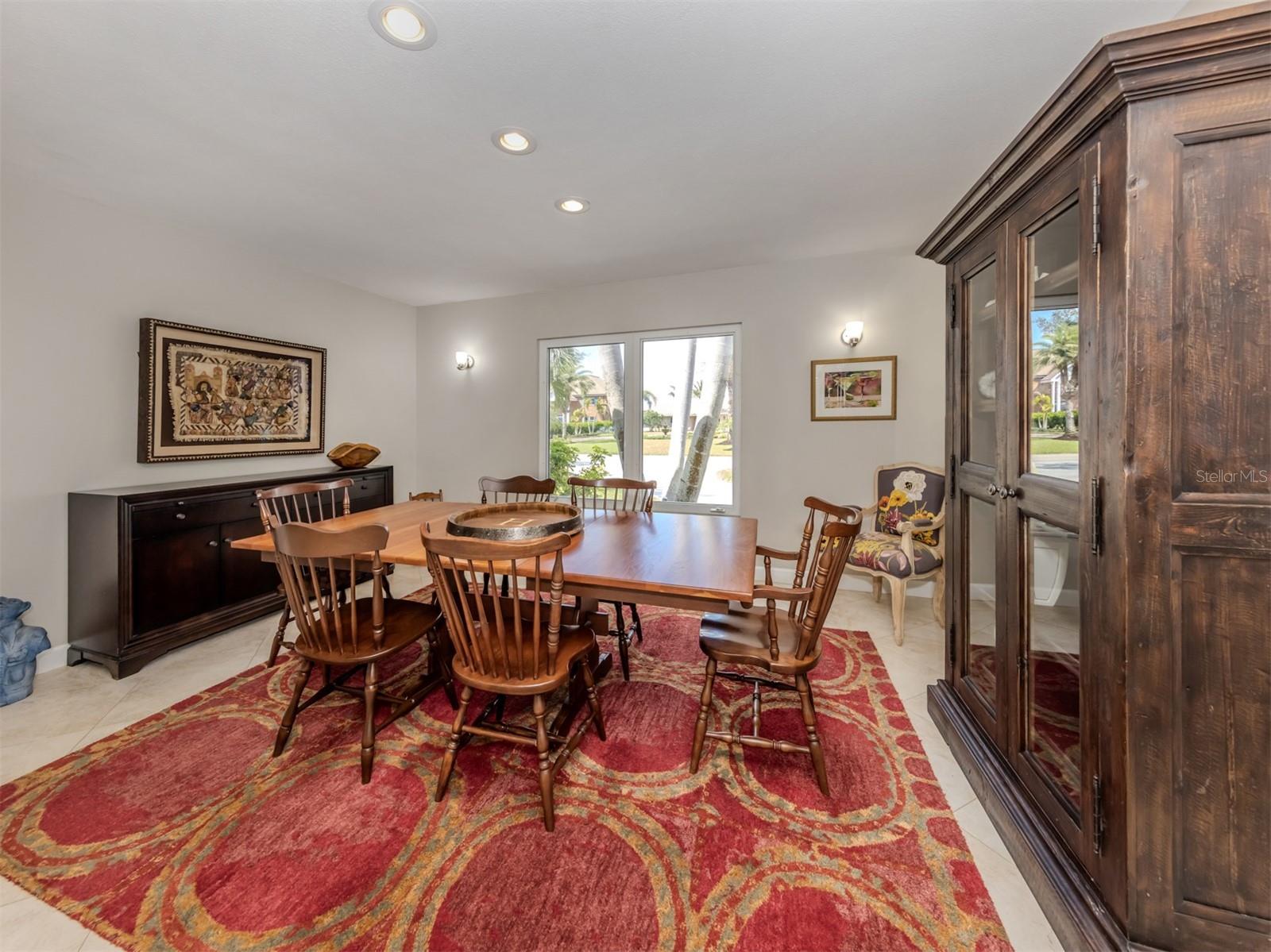 701 LAGUNA DR, VENICE, FL, 34285