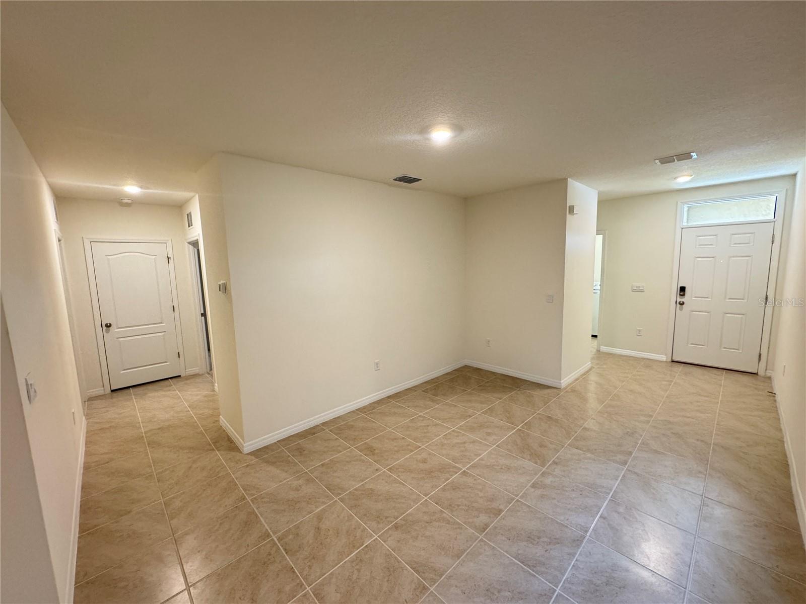 1180 CASCADES AVE, DAVENPORT, FL, 33837