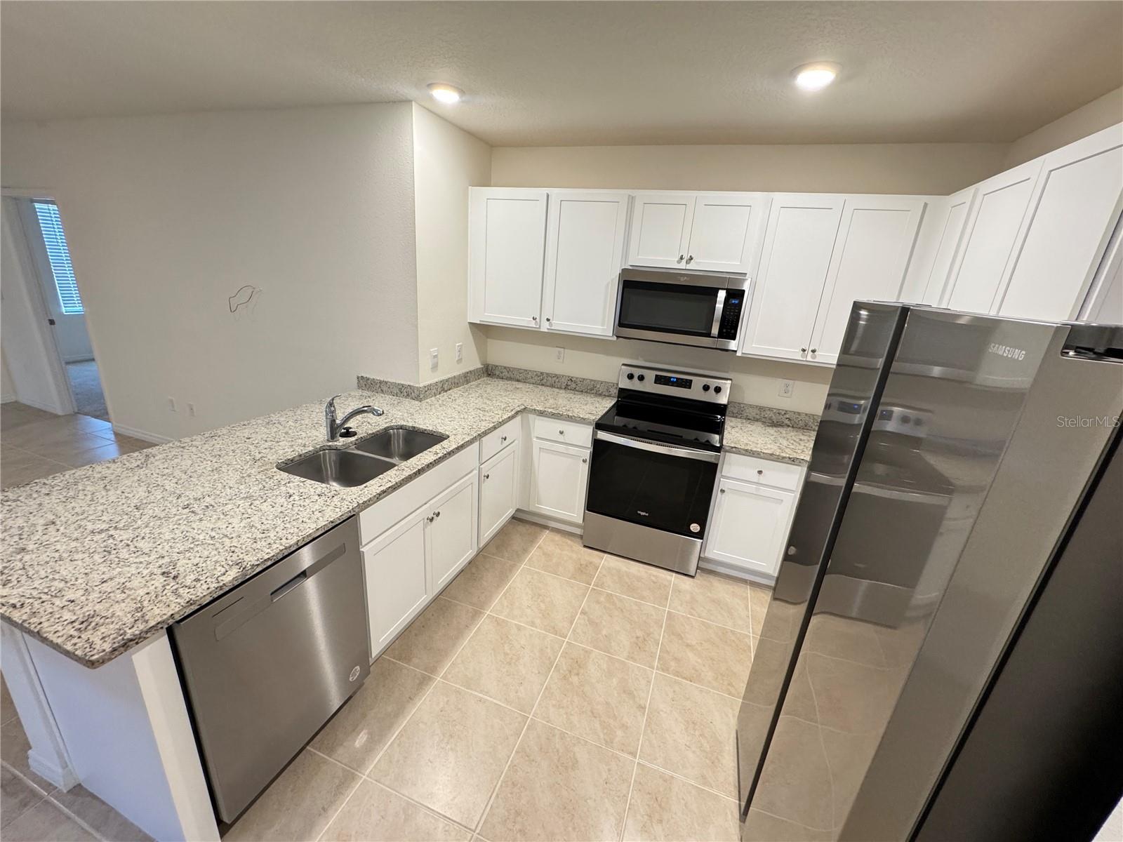 1180 CASCADES AVE, DAVENPORT, FL, 33837