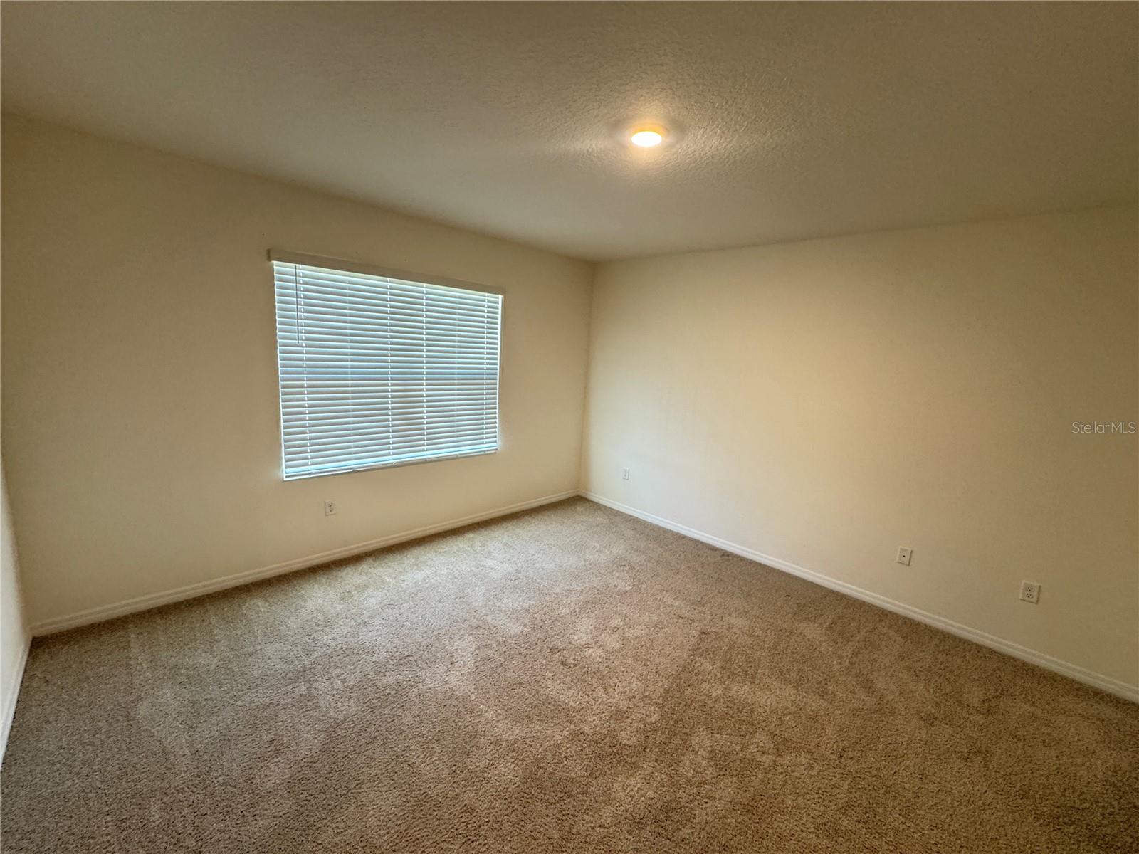 1180 CASCADES AVE, DAVENPORT, FL, 33837