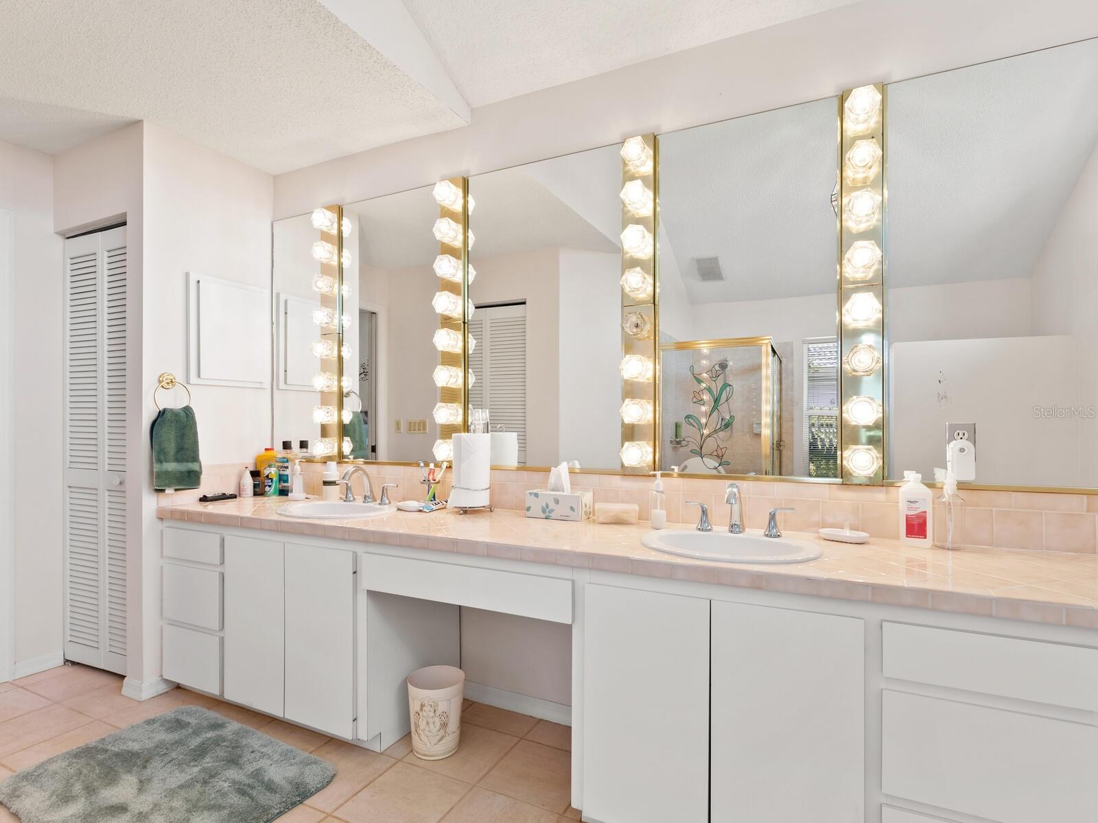 3786 SURREY LN, SARASOTA, FL, 34235