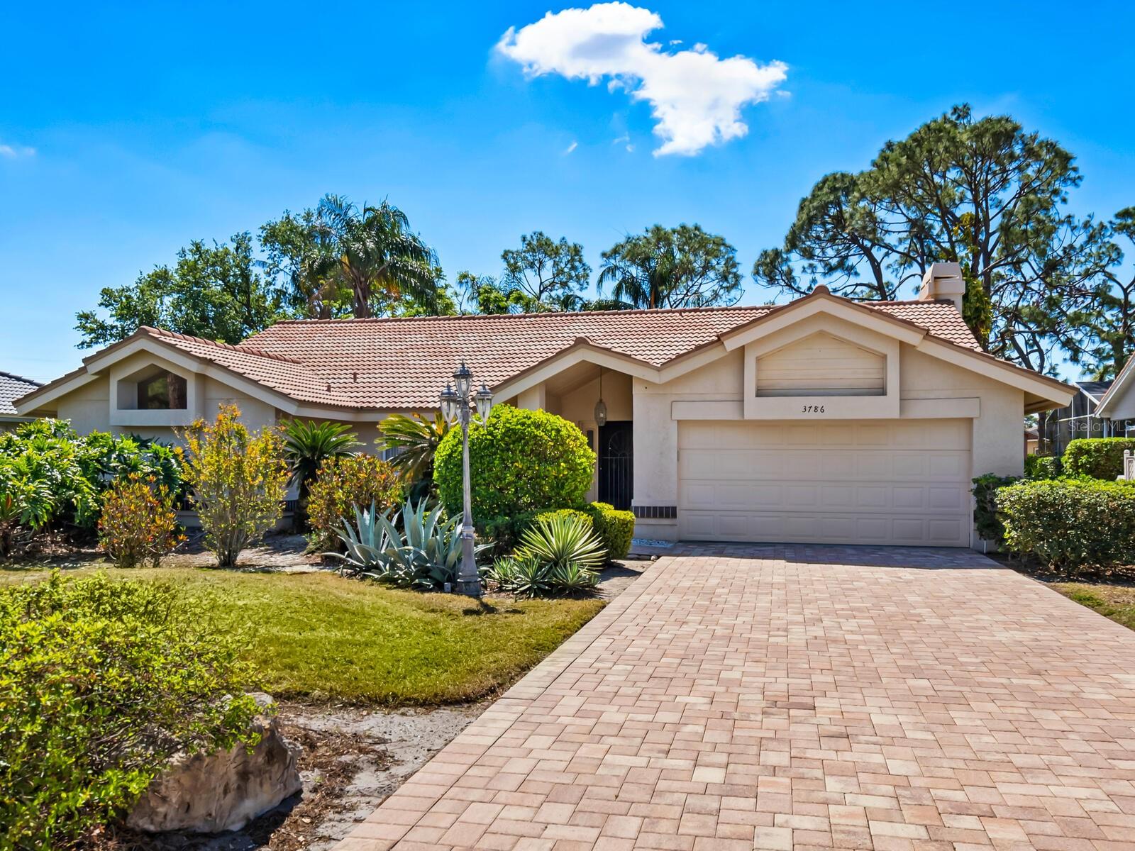 3786 SURREY LN, SARASOTA, FL, 34235