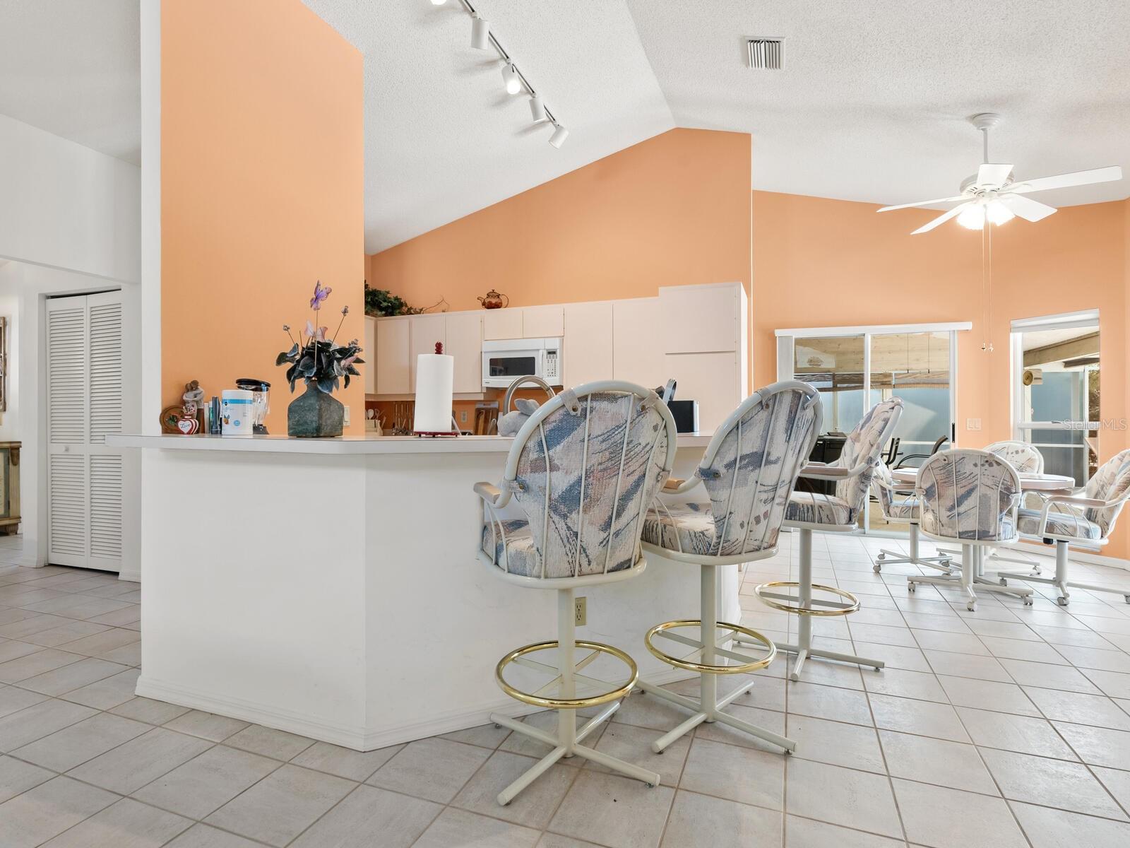 3786 SURREY LN, SARASOTA, FL, 34235