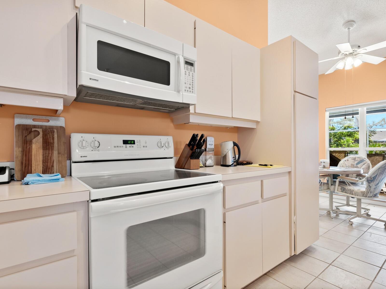 3786 SURREY LN, SARASOTA, FL, 34235