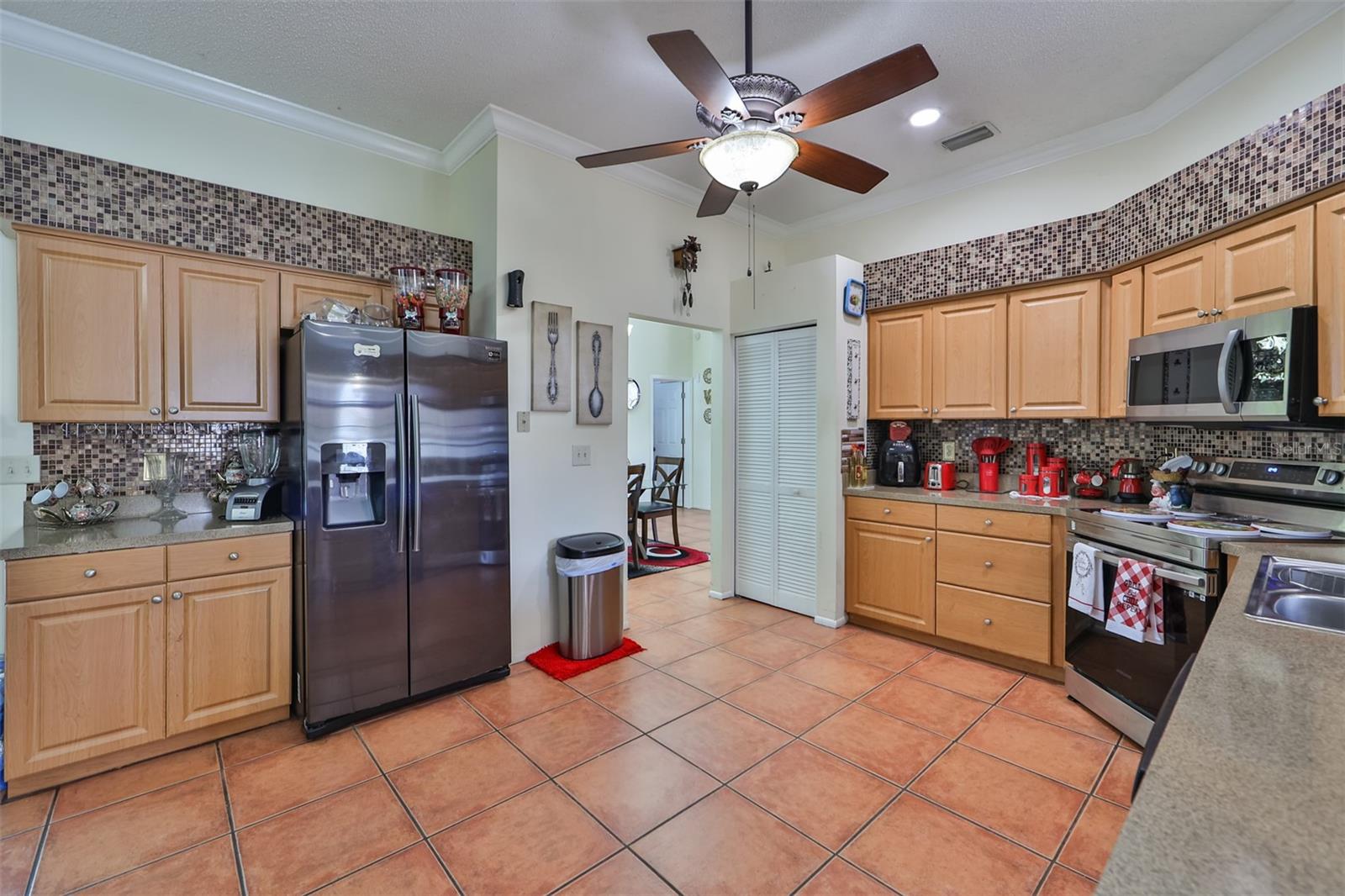 1301 FLAXWOOD AVE, BRANDON, FL, 33511