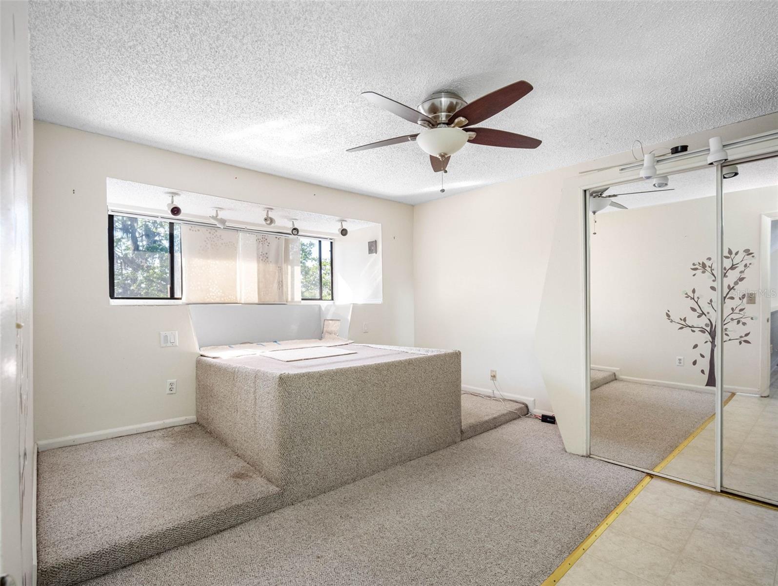 5122 PURITAN CIR #5122, TAMPA, FL, 33617