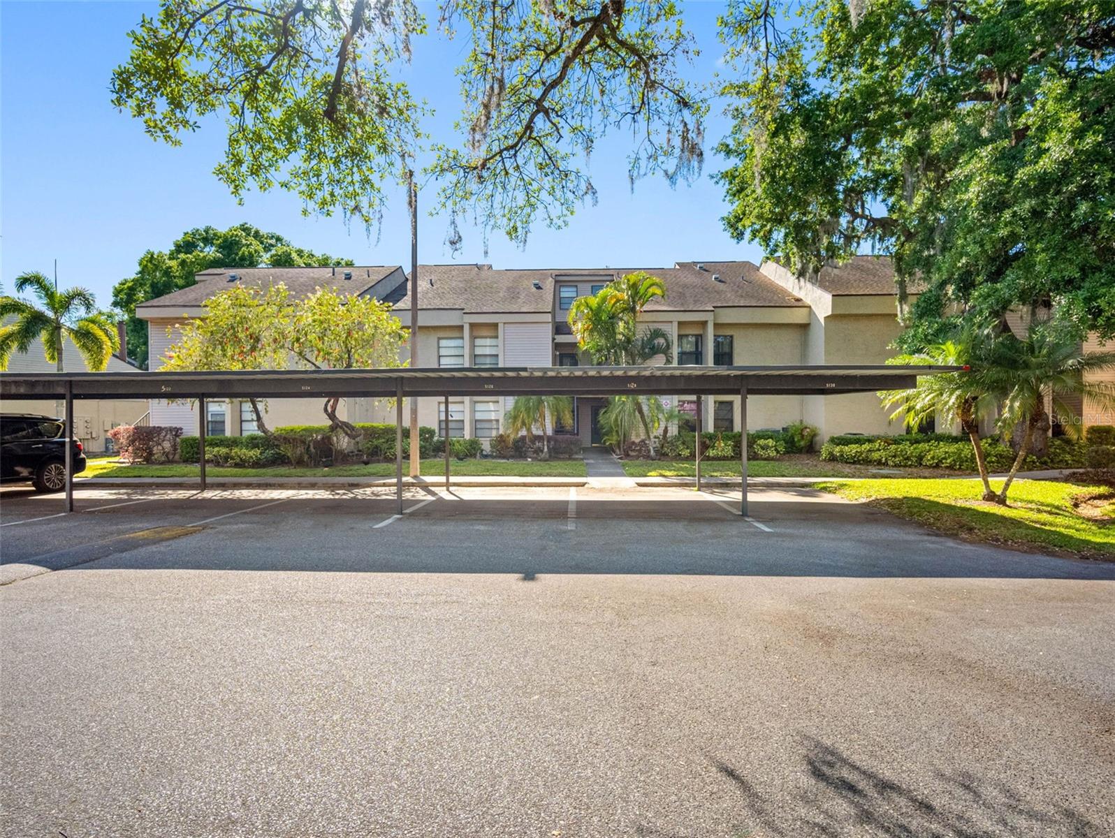 5122 PURITAN CIR #5122, TAMPA, FL, 33617