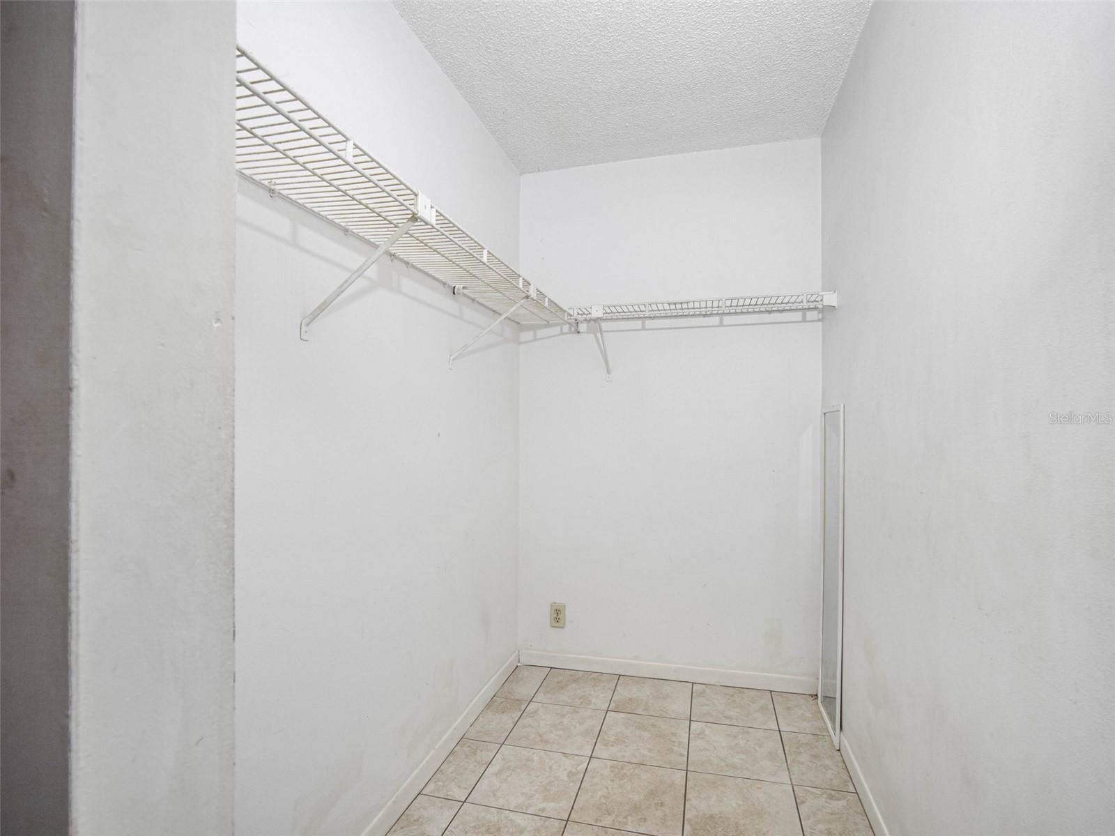 5122 PURITAN CIR #5122, TAMPA, FL, 33617