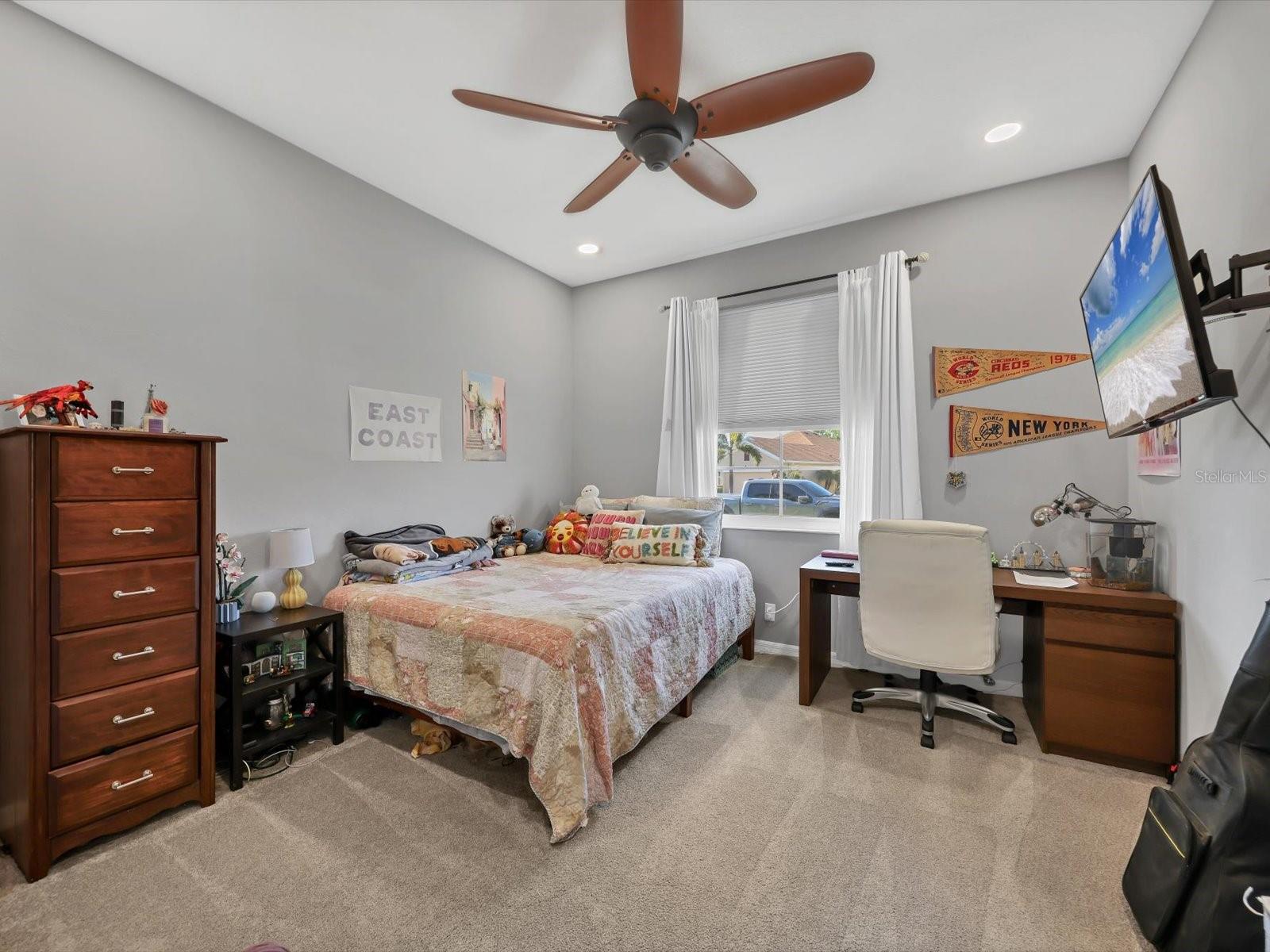 1041 BUTTERCUP GLN, BRADENTON, FL, 34212