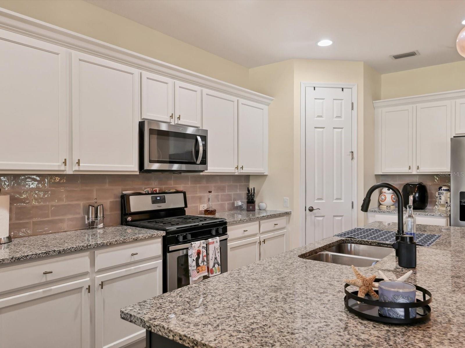 1041 BUTTERCUP GLN, BRADENTON, FL, 34212