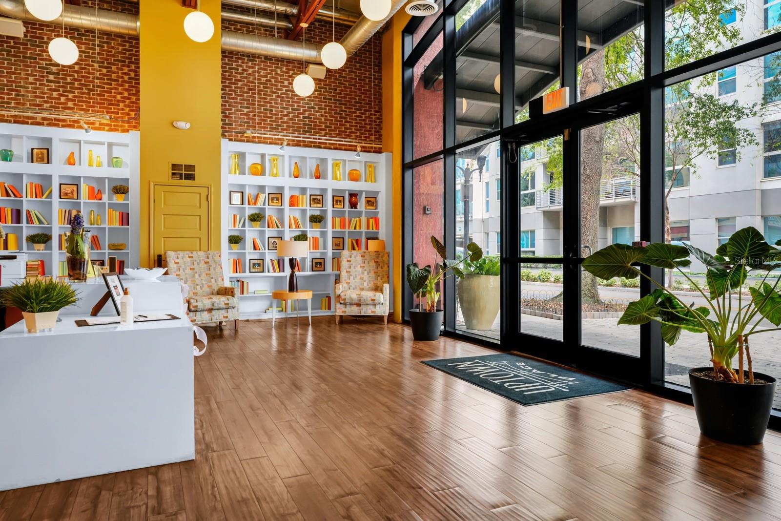 911 N ORANGE AVE #541, ORLANDO, FL, 32801