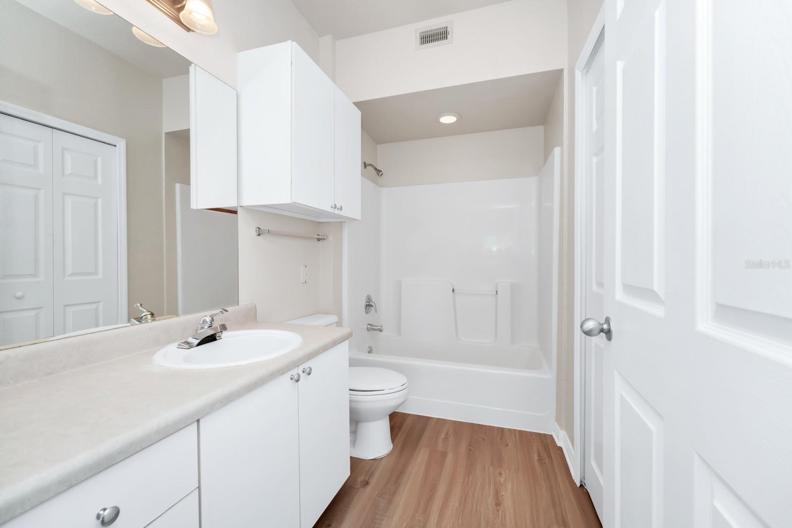 911 N ORANGE AVE #541, ORLANDO, FL, 32801