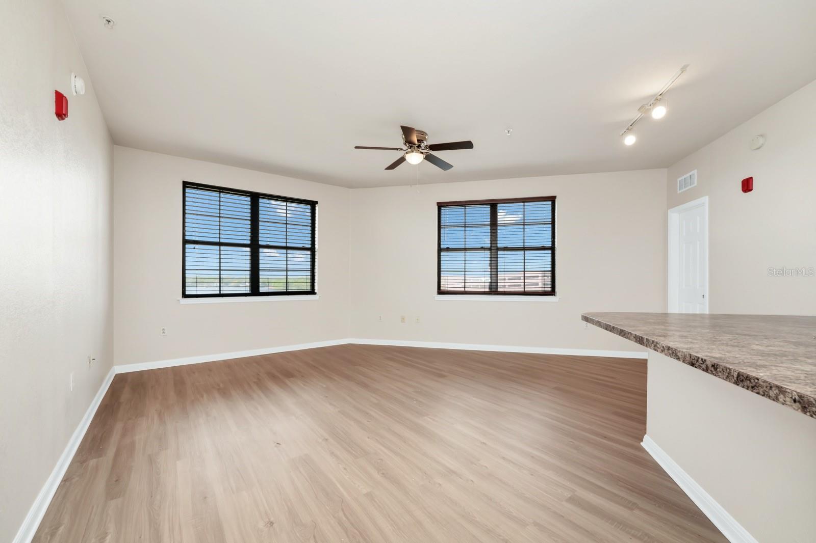 911 N ORANGE AVE #541, ORLANDO, FL, 32801