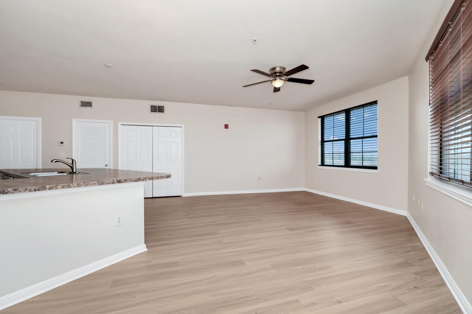 911 N ORANGE AVE #541, ORLANDO, FL, 32801