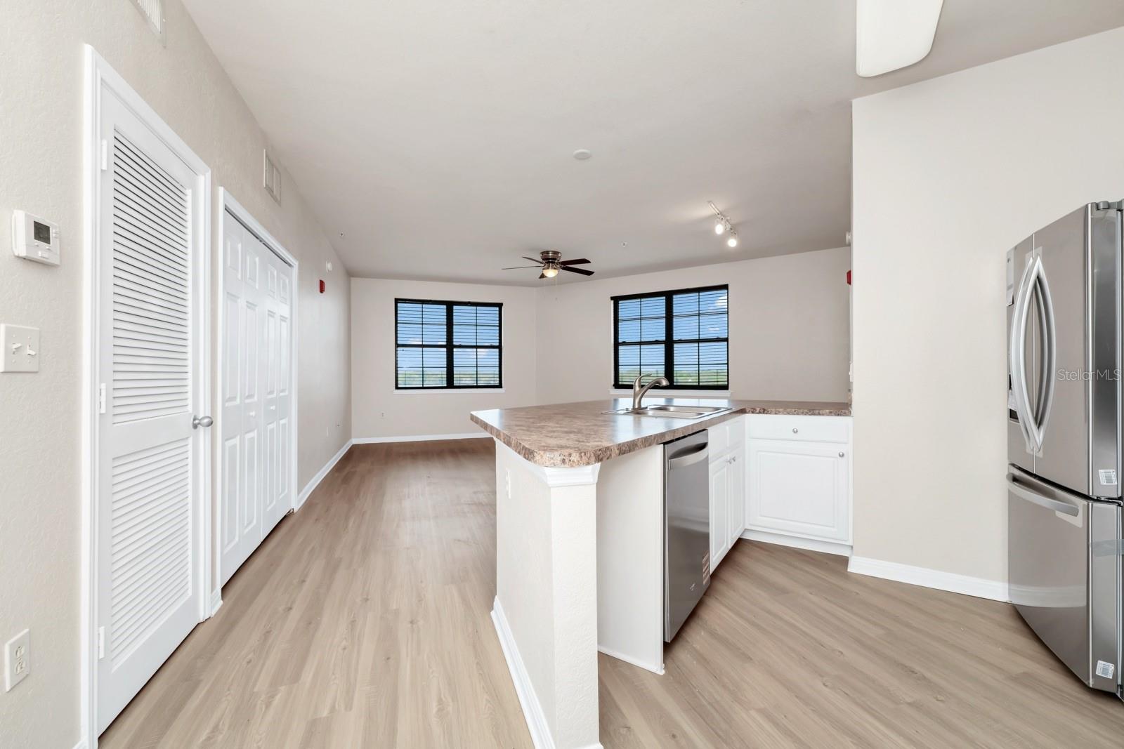 911 N ORANGE AVE #541, ORLANDO, FL, 32801