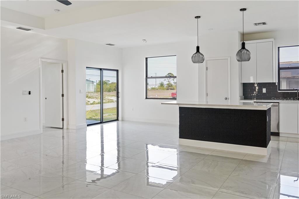 1909 NW 1ST AVE, CAPE CORAL, FL, 33993