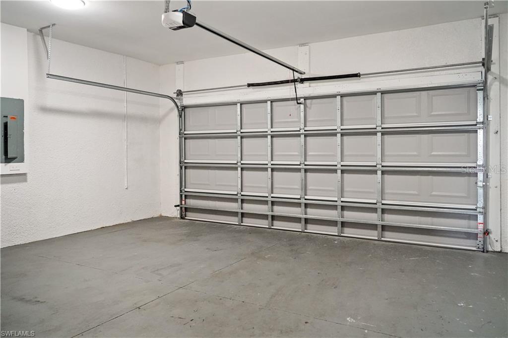 1909 NW 1ST AVE, CAPE CORAL, FL, 33993