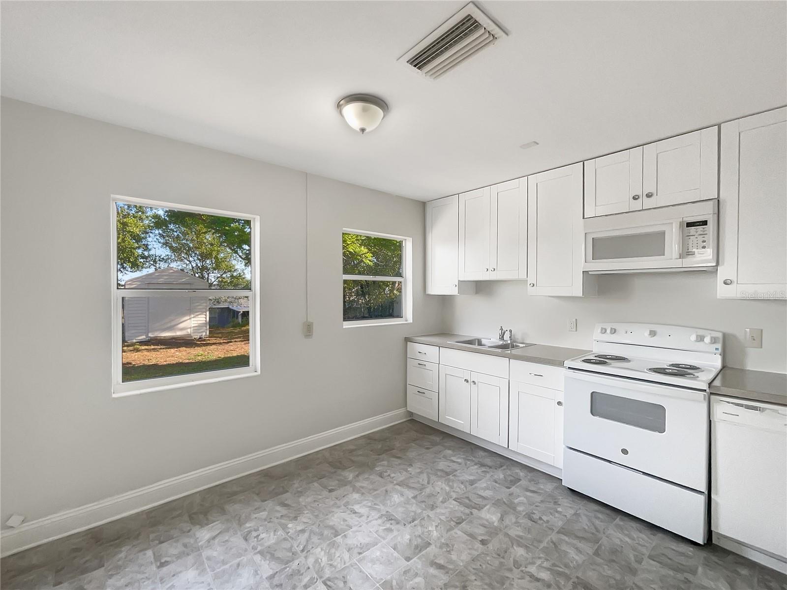 1311 BRYN MAWR AVE, LAKE WALES, FL, 33853