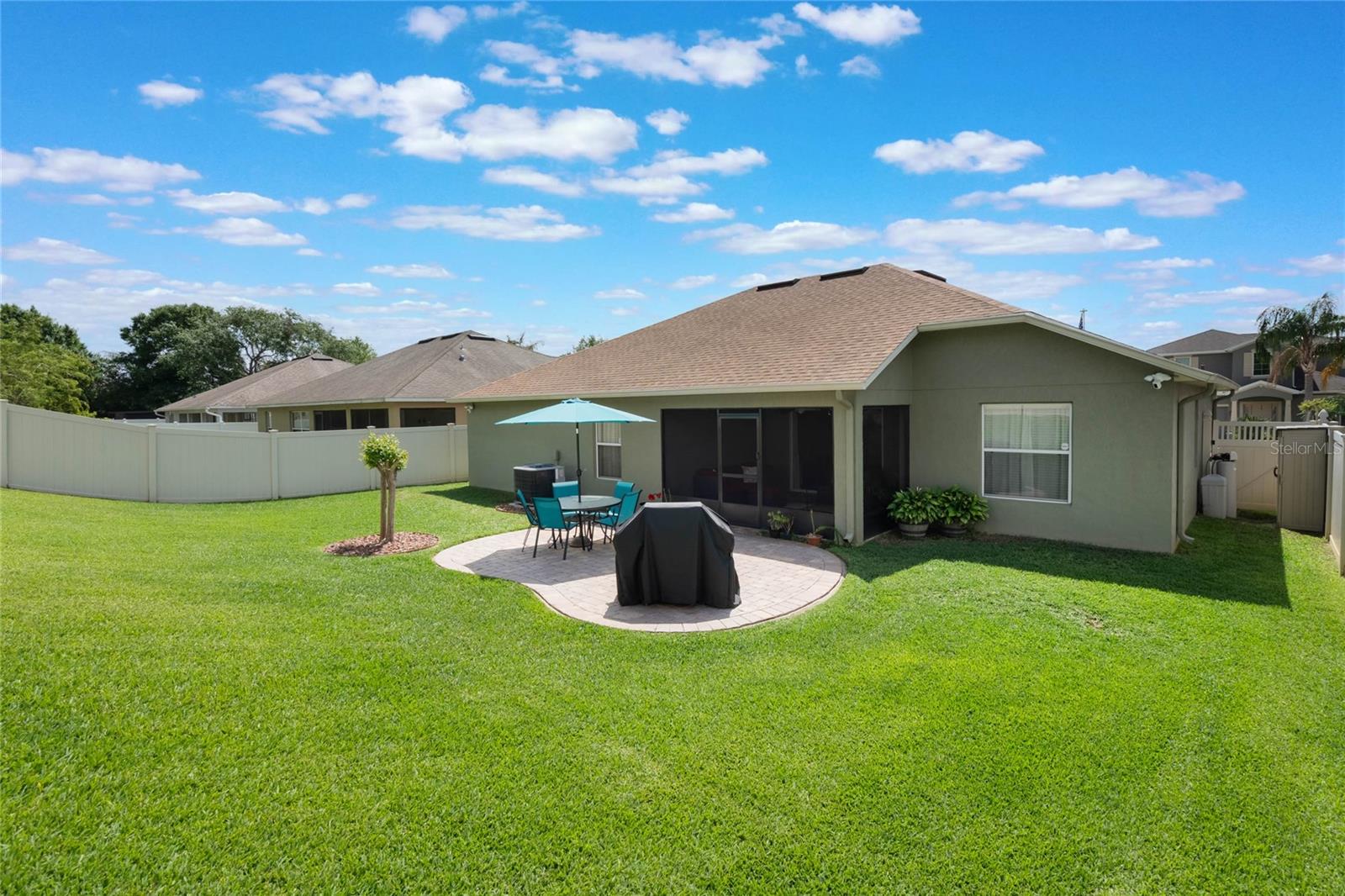 743 LAKE DOUGLAS DR, GROVELAND, FL, 34736