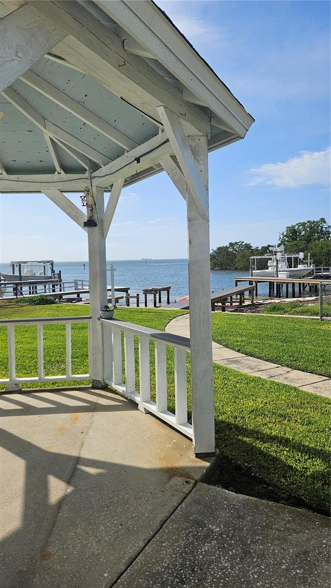 6940 4TH ST S, ST PETERSBURG, FL, 33705