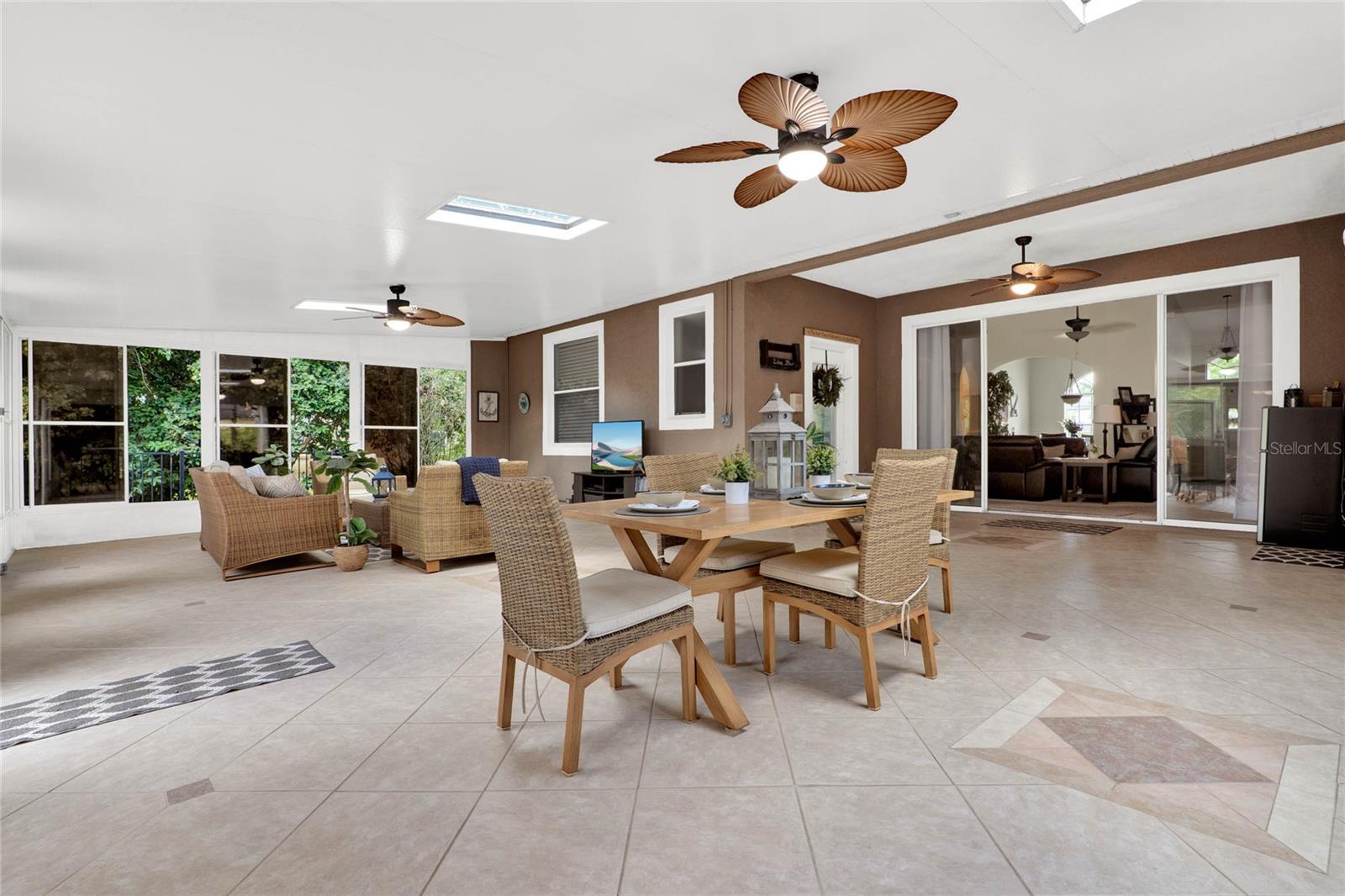 408 ALMERIA CT, WINTER SPRINGS, FL, 32708