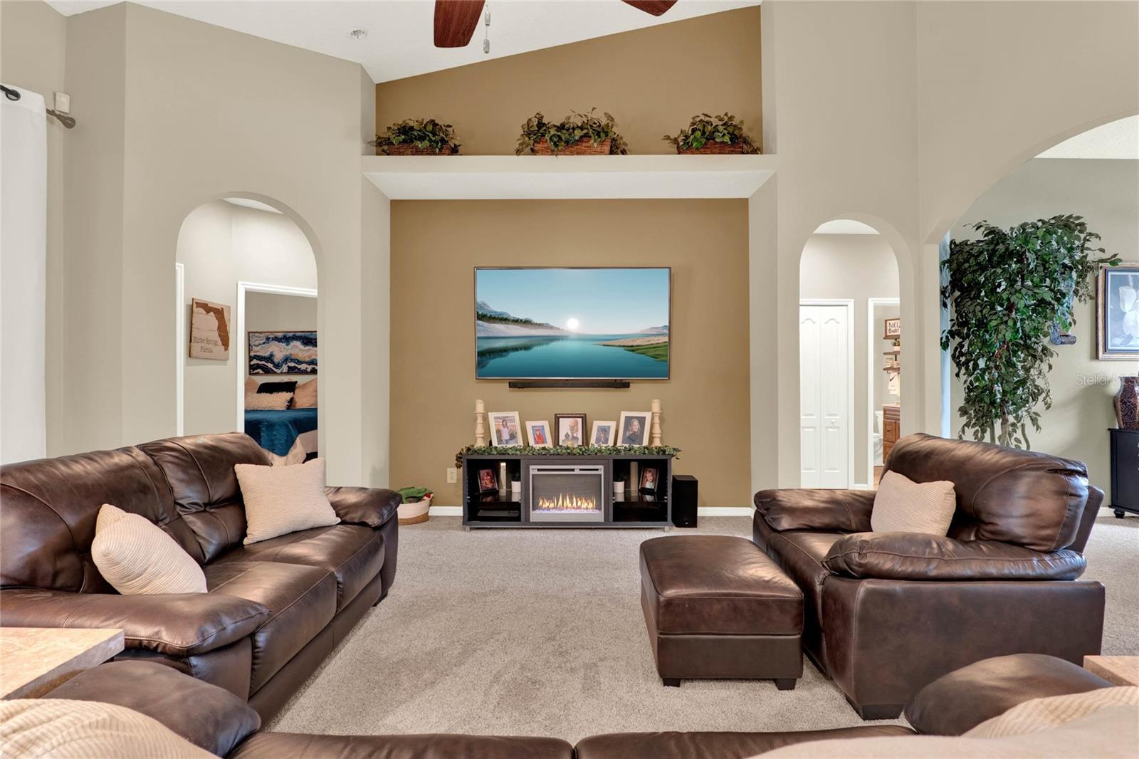 408 ALMERIA CT, WINTER SPRINGS, FL, 32708