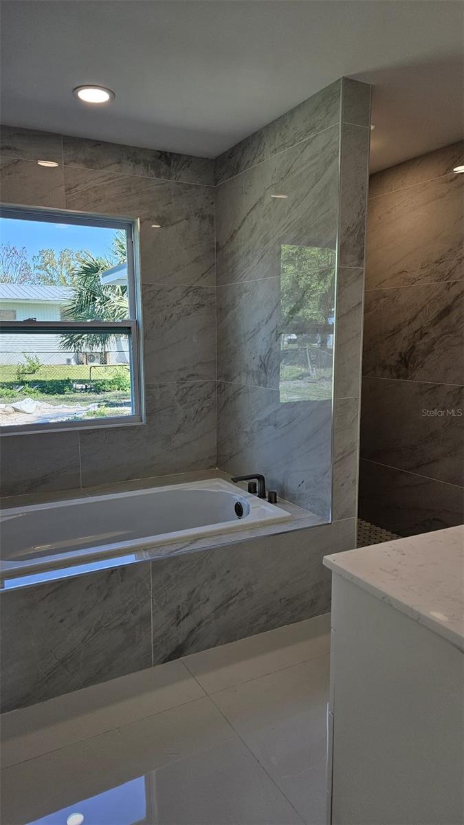 6545 NE 7TH LN, OKEECHOBEE, FL, 34974