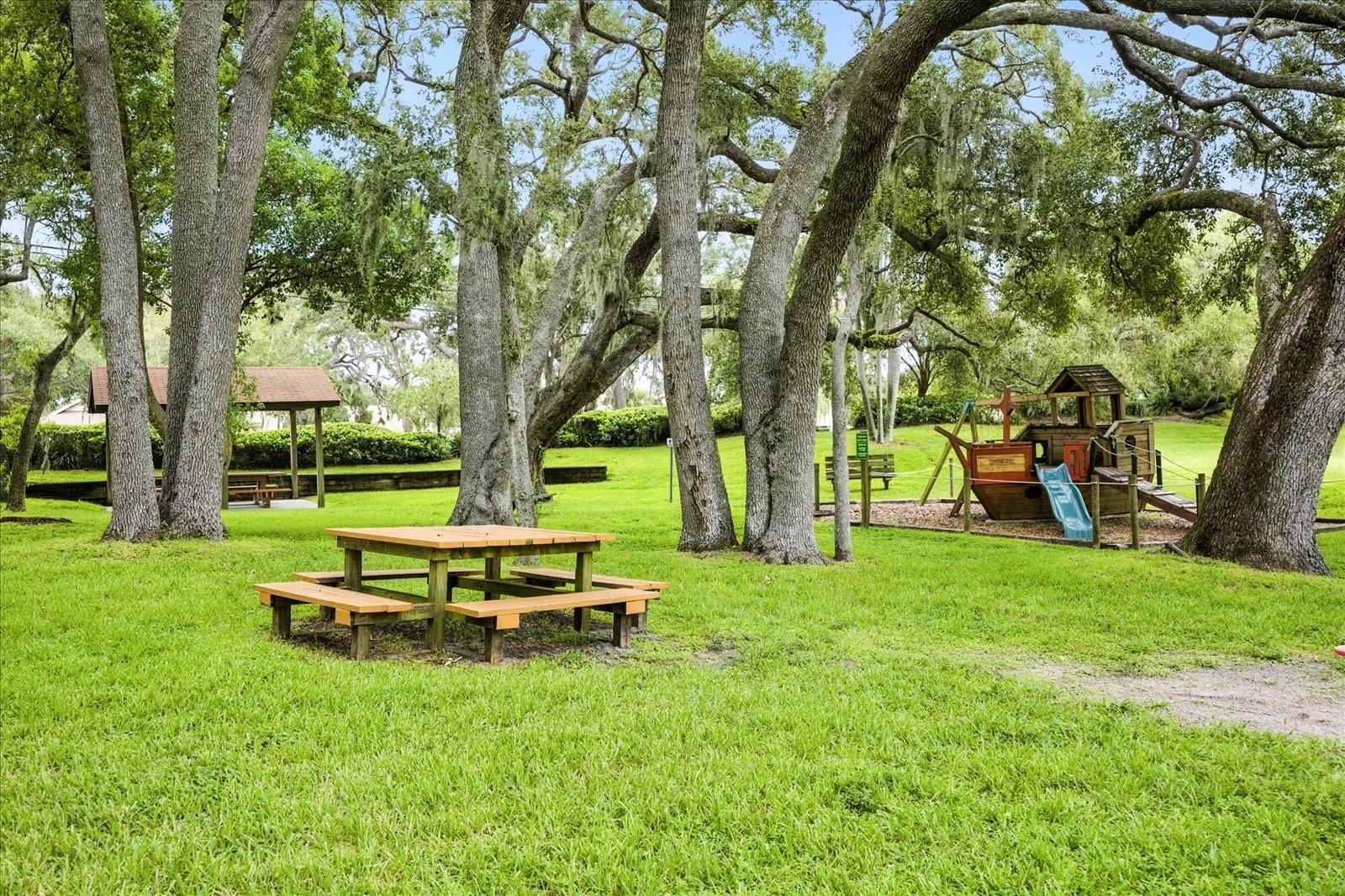2840 VALENCIA LN W, PALM HARBOR, FL, 34684