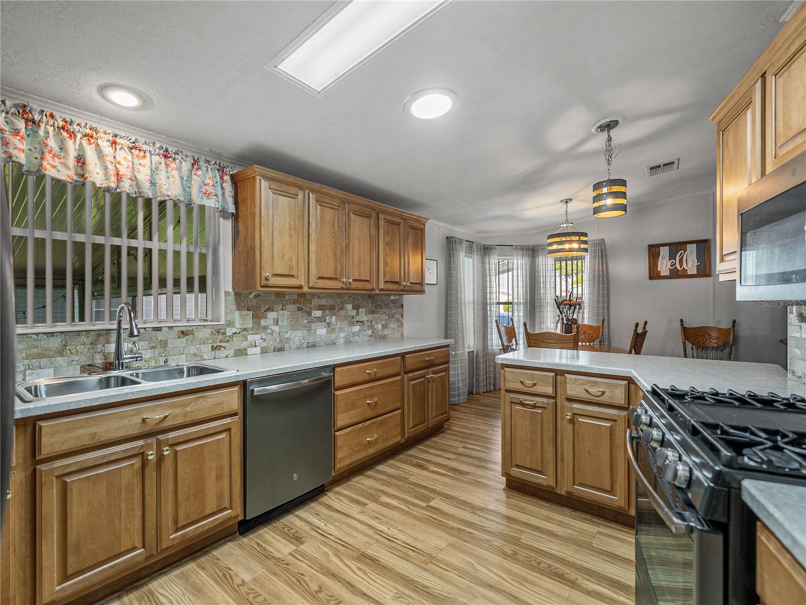 6603 SCENIC POINT DR SE, WINTER HAVEN, FL, 33884