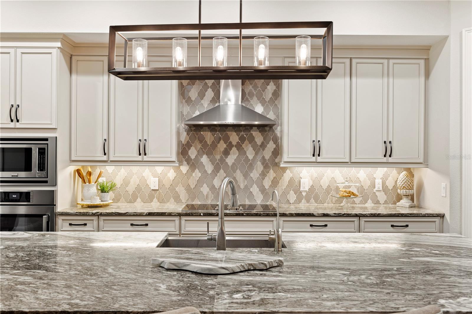 2370 DELPHI BLVD, LAKELAND, FL, 33812