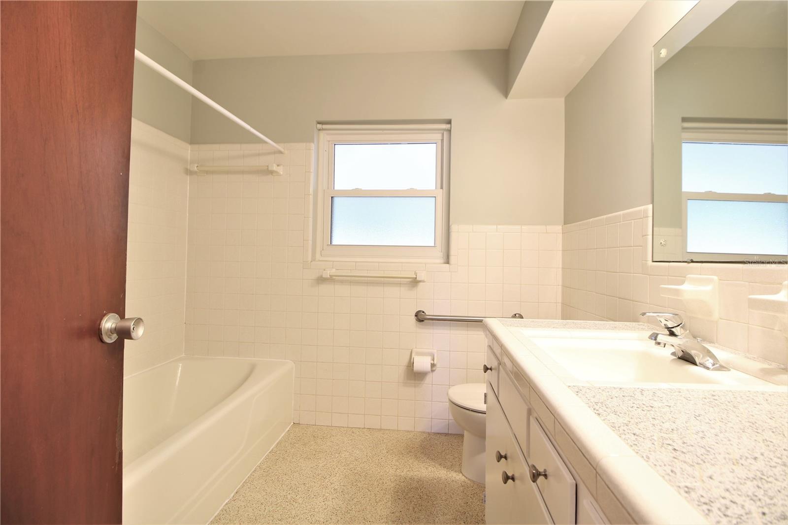 1001 BROOKSIDE DR, CLEARWATER, FL, 33764