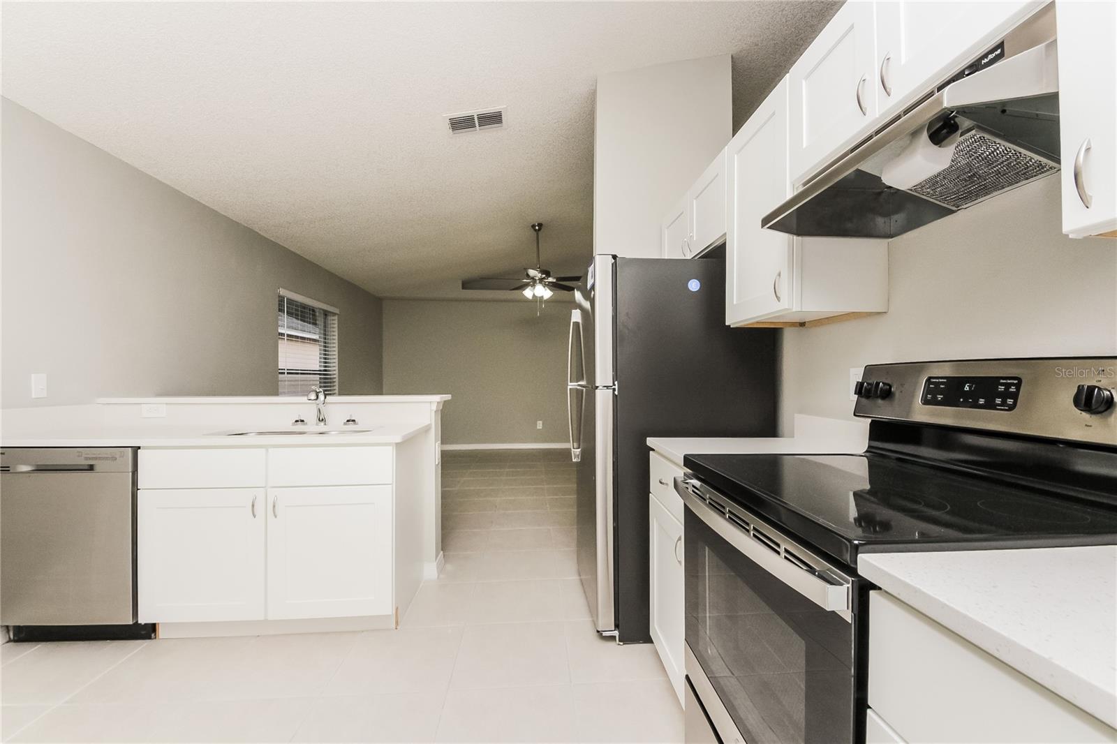 7167 EDGEWATER SHORES CT, ORLANDO, FL, 32810