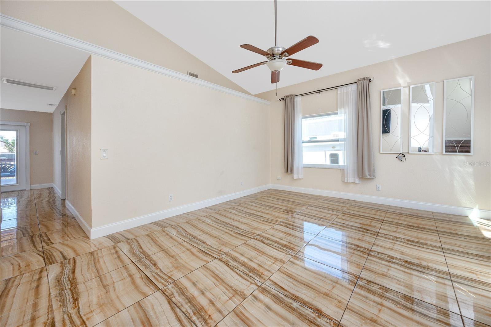 8672 RUE CHATEAUX DR, SEMINOLE, FL, 33777