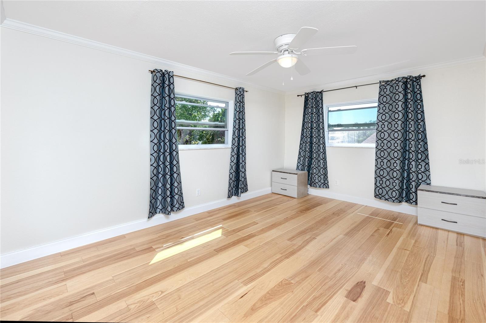 8672 RUE CHATEAUX DR, SEMINOLE, FL, 33777