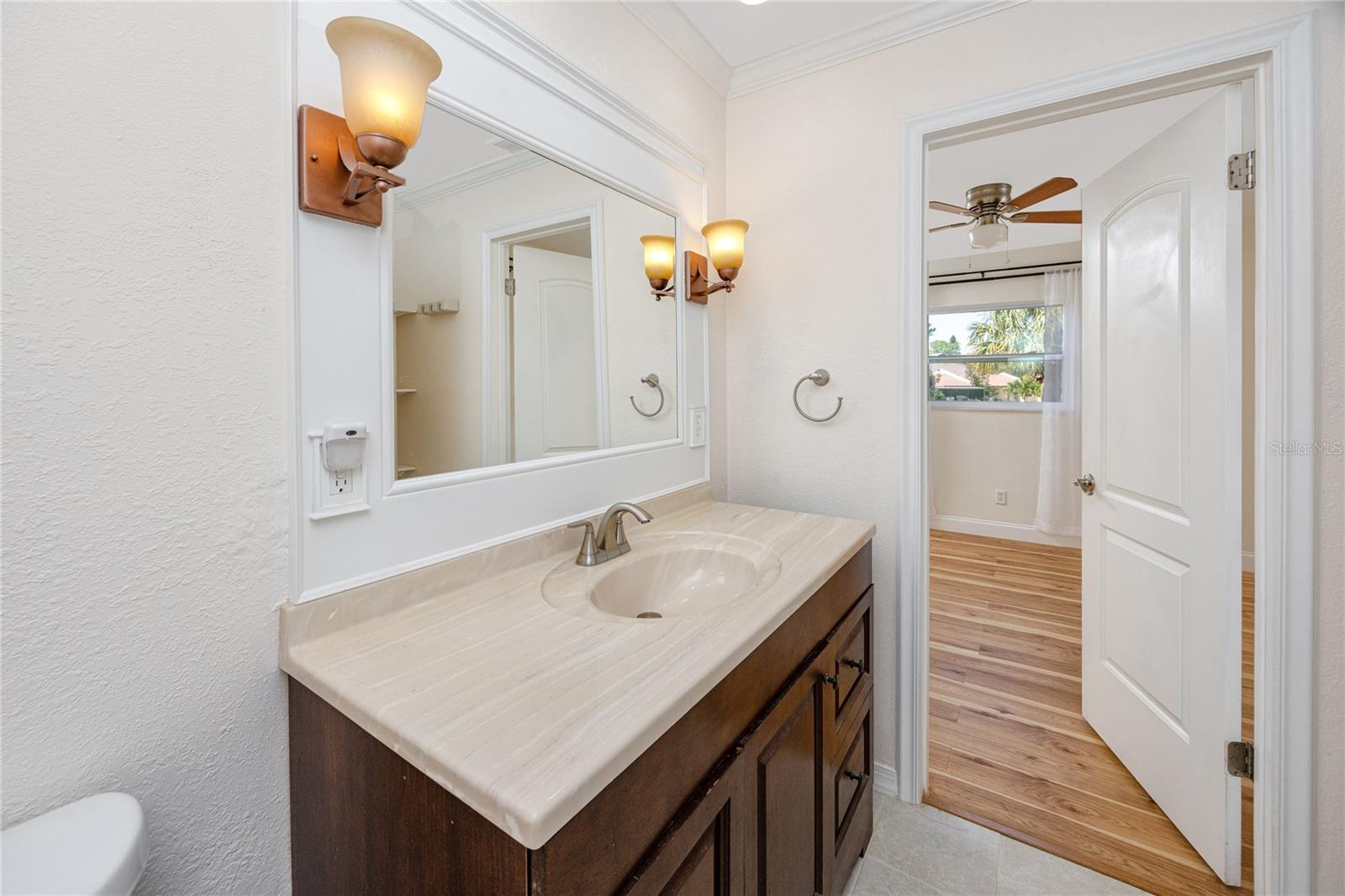 8672 RUE CHATEAUX DR, SEMINOLE, FL, 33777