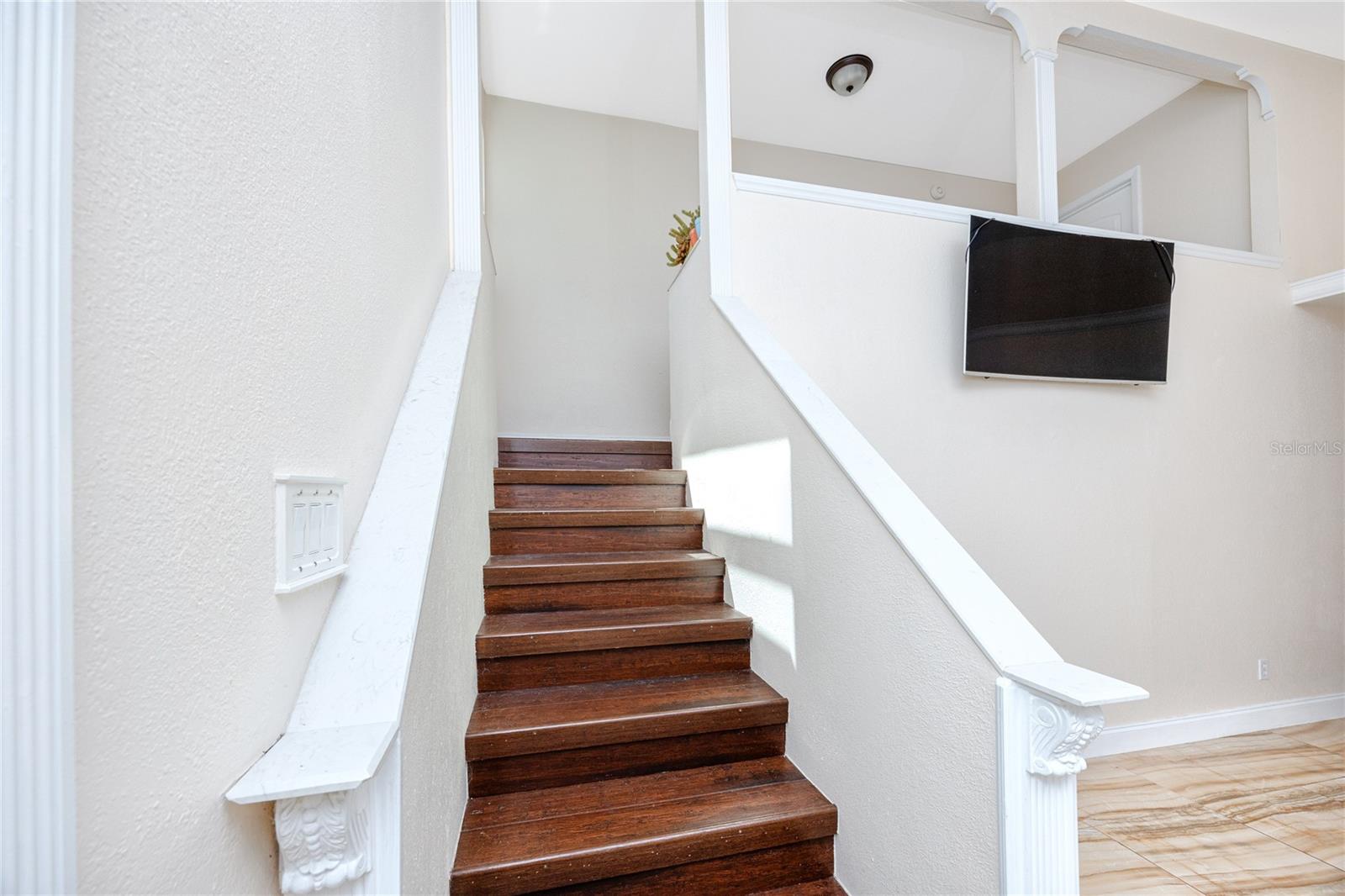 8672 RUE CHATEAUX DR, SEMINOLE, FL, 33777