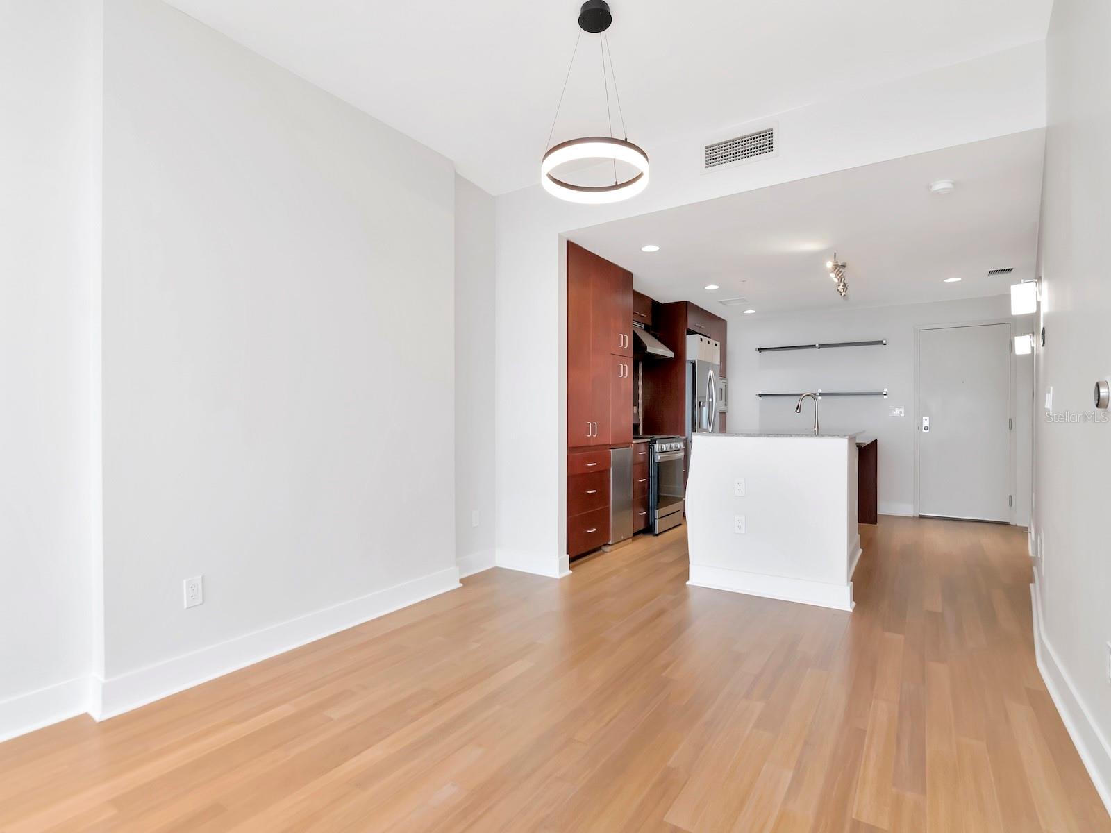 1208 E KENNEDY BLVD #1121, TAMPA, FL, 33602