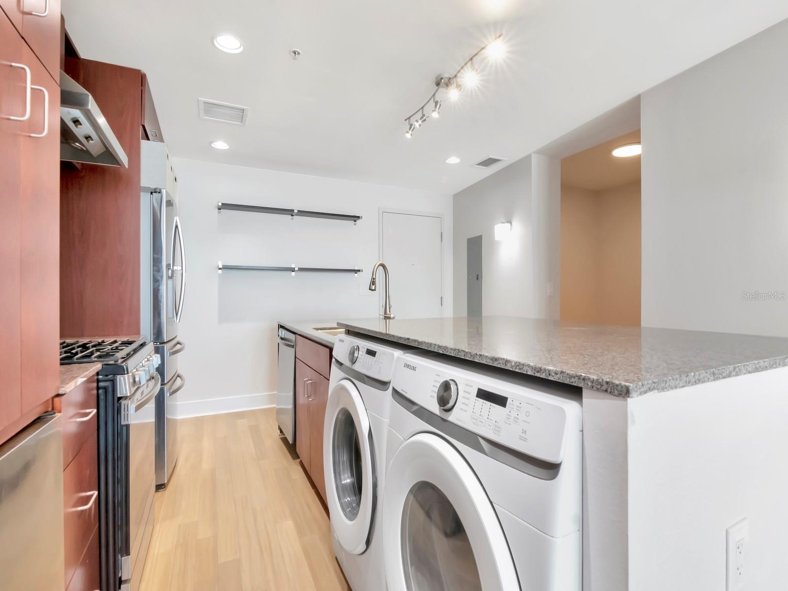 1208 E KENNEDY BLVD #1121, TAMPA, FL, 33602