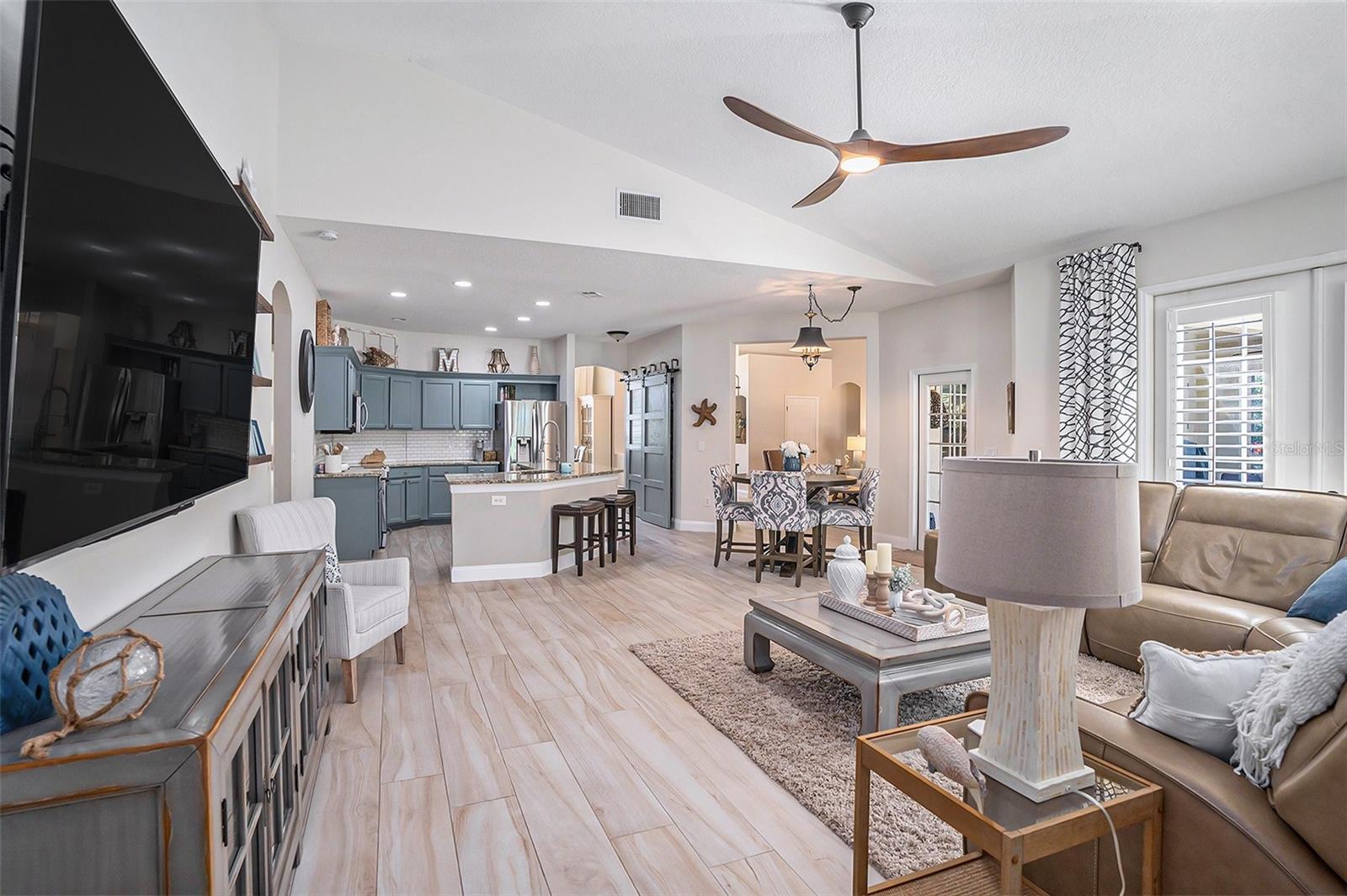 6211 NIMES CT, LUTZ, FL, 33558