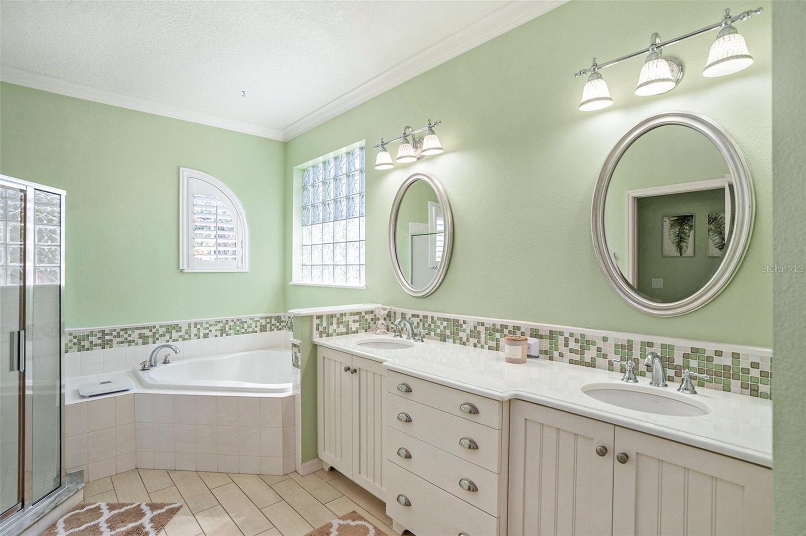 6211 NIMES CT, LUTZ, FL, 33558