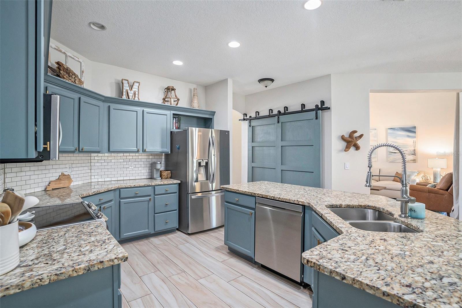 6211 NIMES CT, LUTZ, FL, 33558