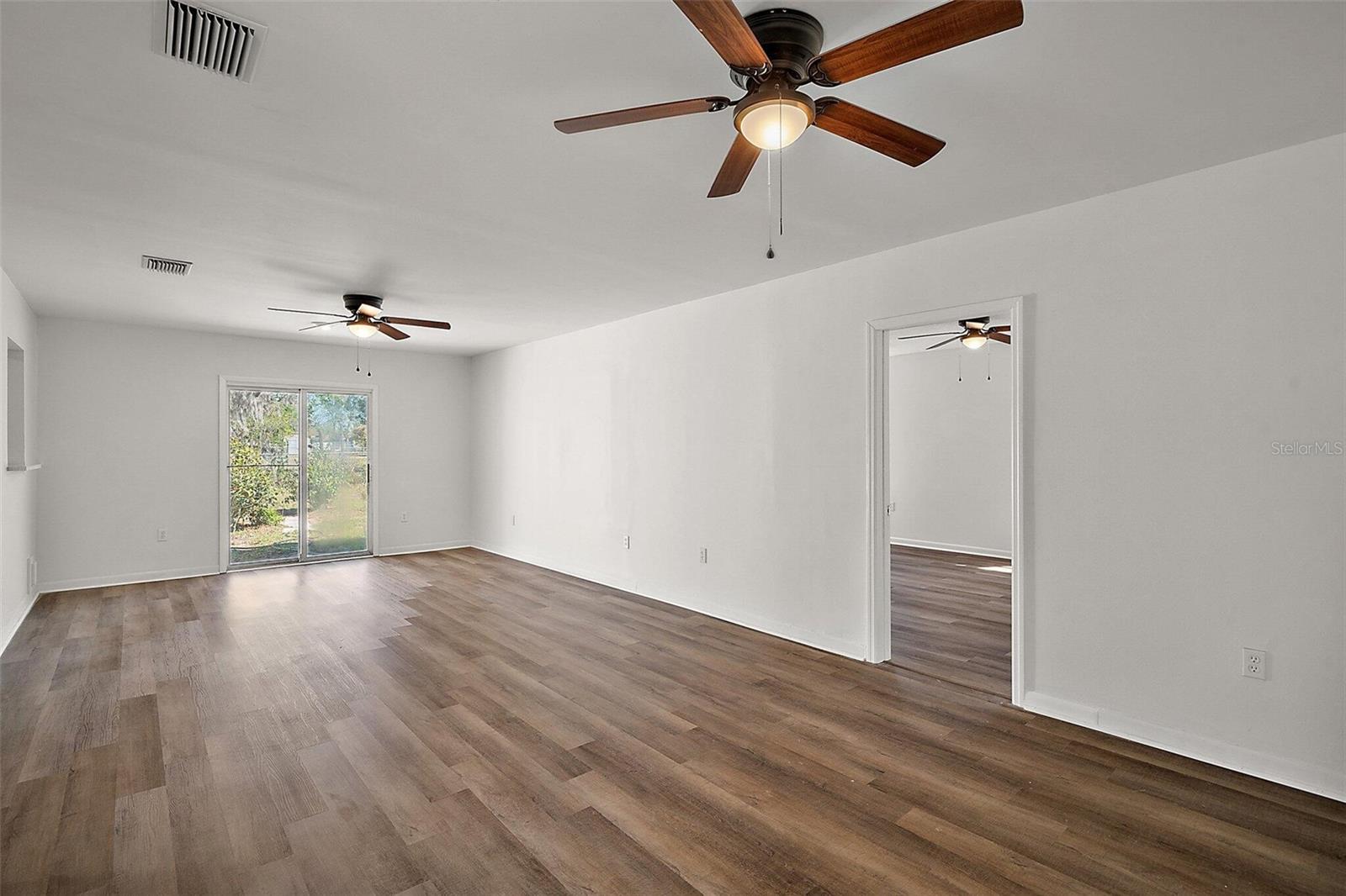 33830 S HAINES CREEK RD, LEESBURG, FL, 34788