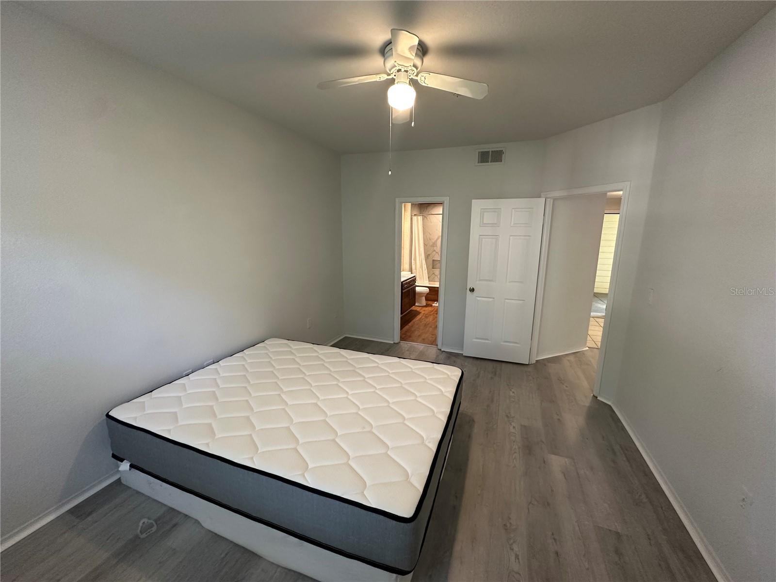 2598 ROBERT TRENT JONES DR #1027, ORLANDO, FL, 32835