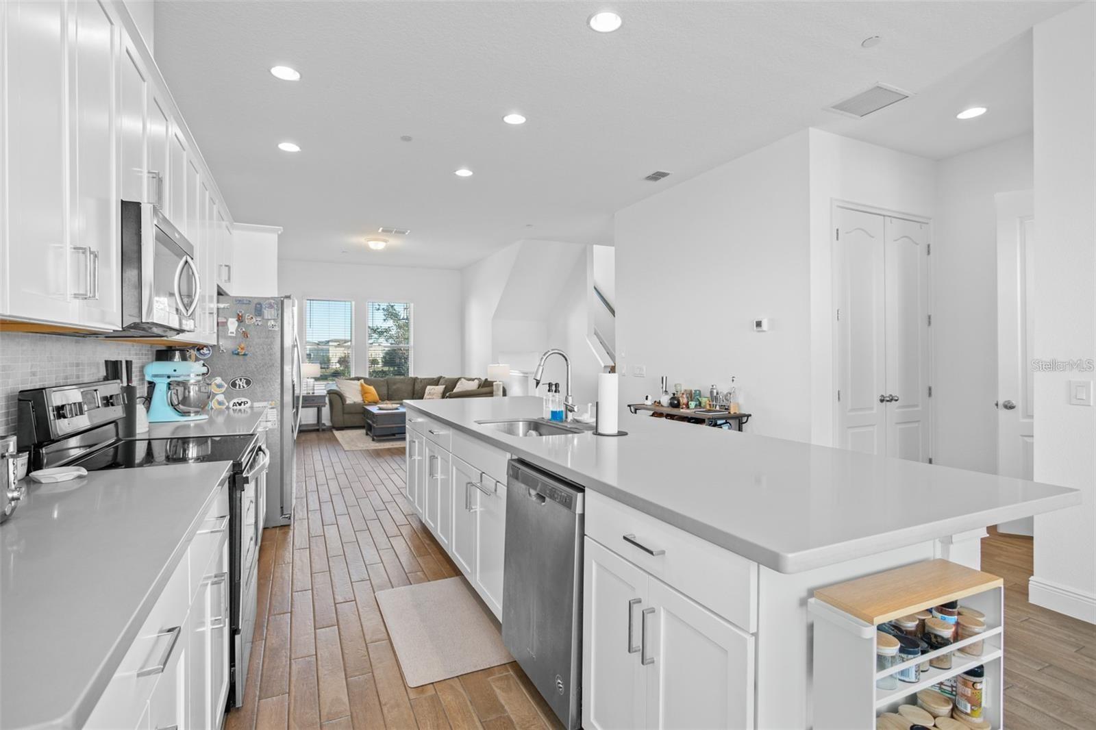 8156 ELION ST, ORLANDO, FL, 32827