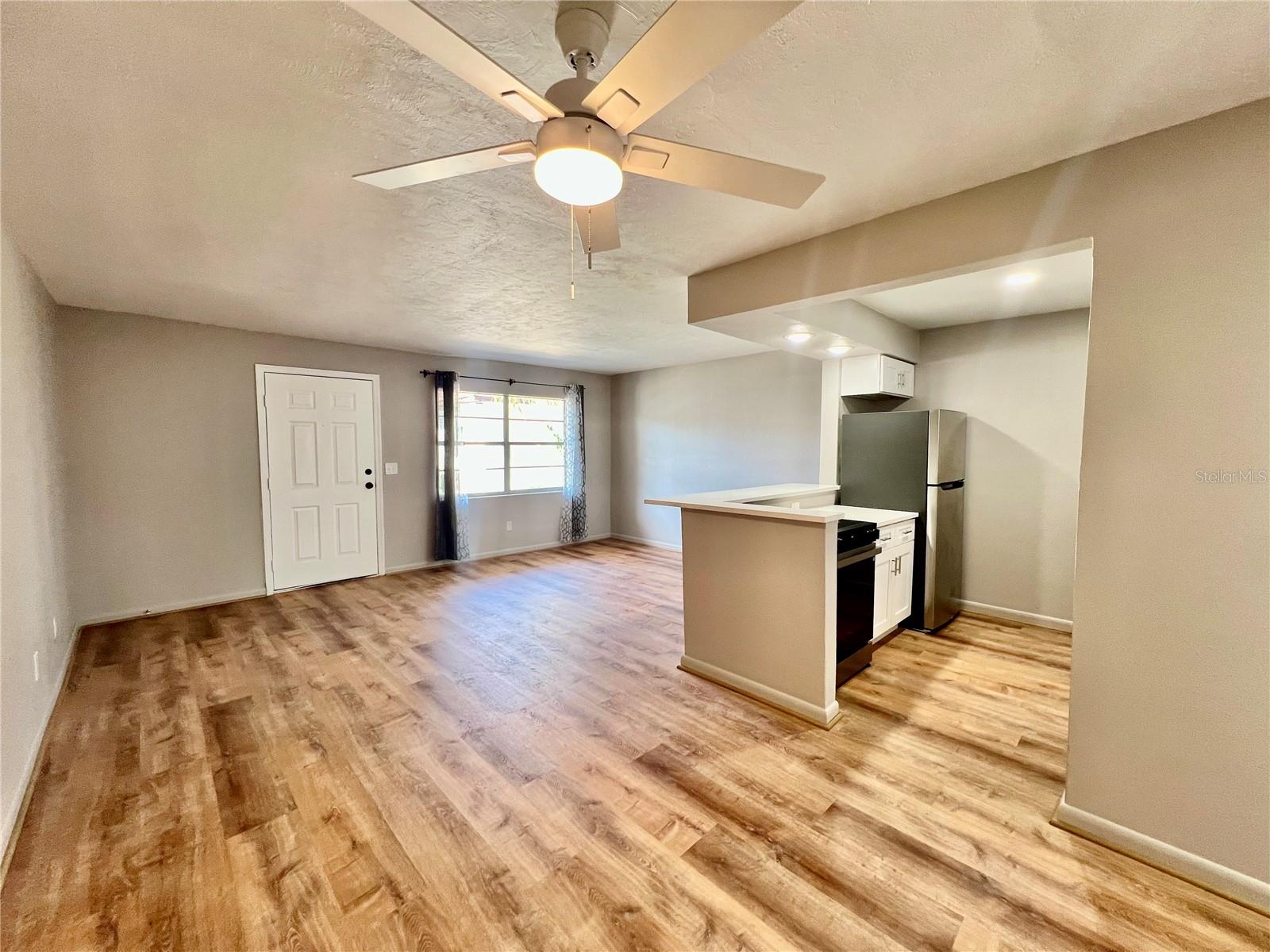 9221 TUDOR DR #A104, TAMPA, FL, 33615