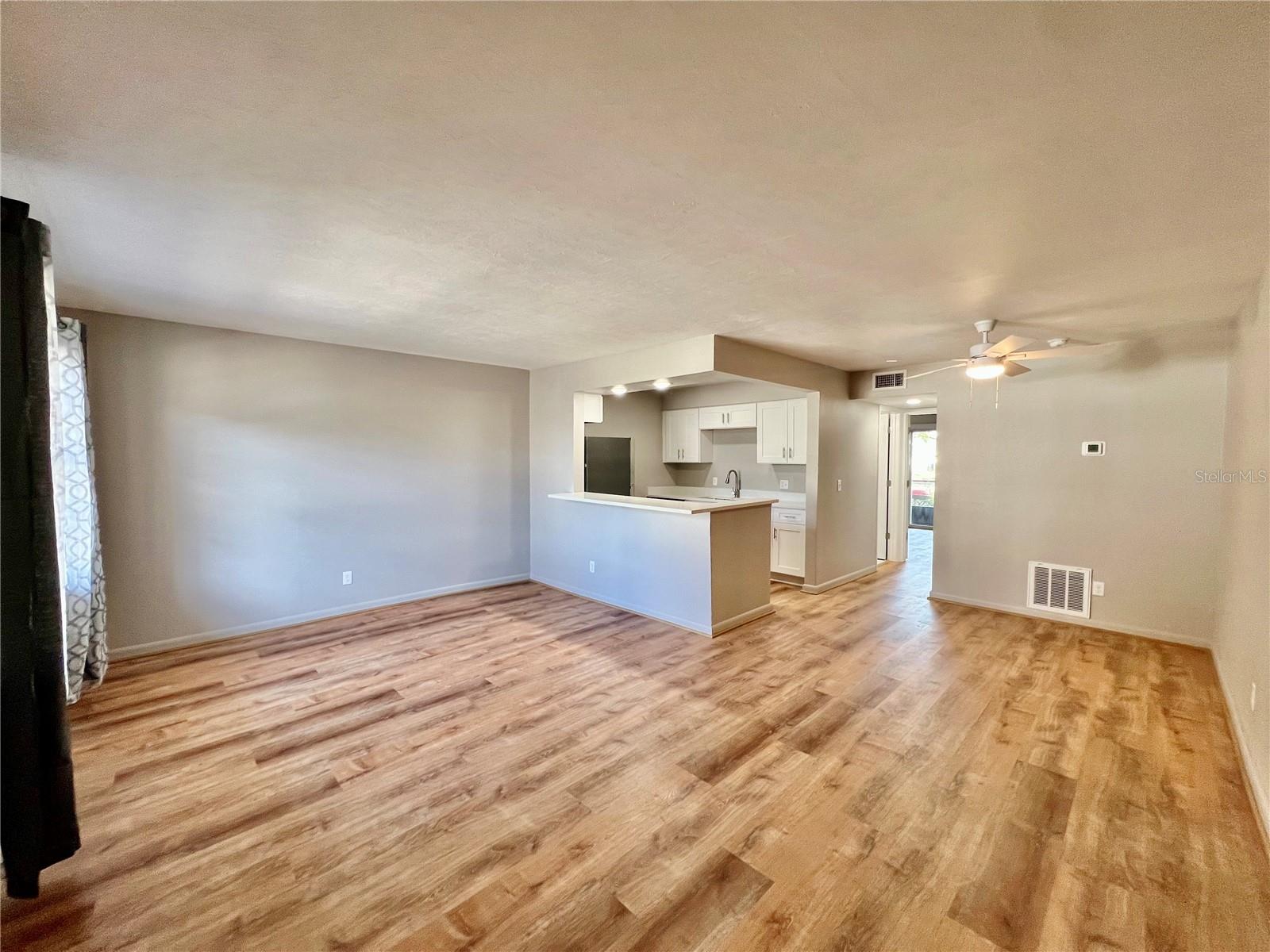 9221 TUDOR DR #A104, TAMPA, FL, 33615